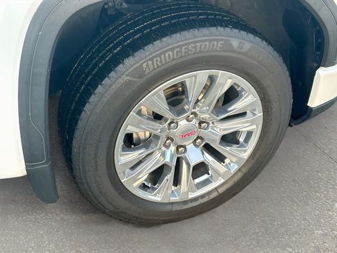 Used 2022 GMC Sierra 1500 Denali AWD/4WD image 32