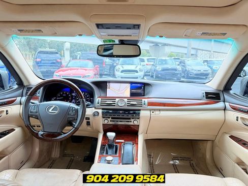 Used 2016 Lexus LS 460 w/ Comfort Package RWD image 36