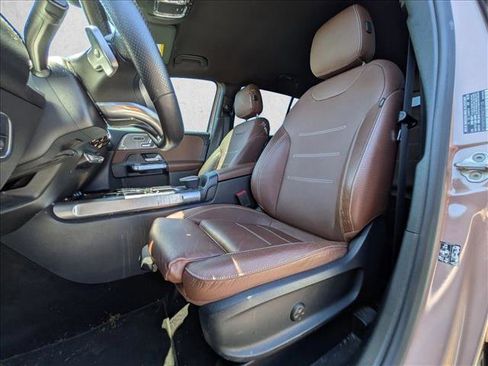Used 2022 Mercedes-Benz GLB 35 AMG 4MATIC image 15