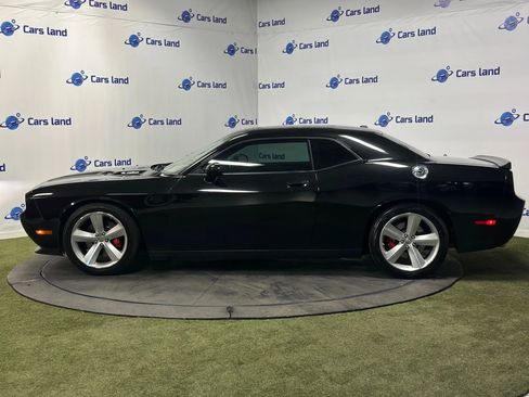 Used 2009 Dodge Challenger SRT8 w/ SRT Option Group II image 7
