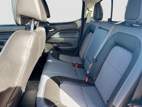 Used 2021 Chevrolet Colorado Z71 w/ Safety Package image 24