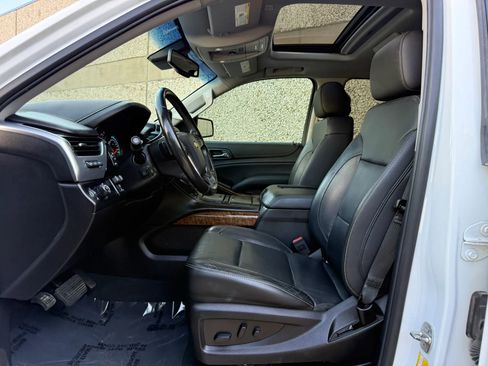 Used 2019 Chevrolet Tahoe Premier RWD image 10