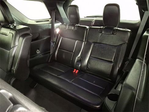 Used 2022 Ford Explorer ST w/ Equipment Group 401A image 14