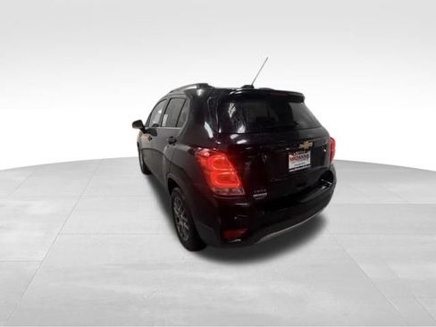 Used 2019 Chevrolet Trax LT FWD image 11