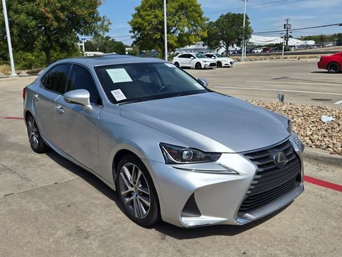 Used 2019 Lexus IS 300 w/ Accessory Package RWD image 8
