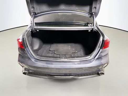 Used 2022 Kia Forte LXS w/ LXS Technology Package FWD image 32