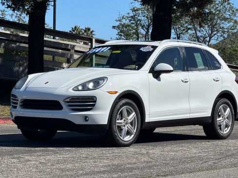 Used 2014 Porsche Cayenne AWD/4WD image 9