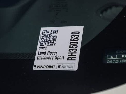 New 2024 Land Rover Discovery Sport S image 27