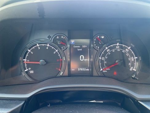 Used 2024 Toyota 4Runner SR5 Premium image 6