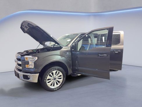 Used 2015 Ford F150 Lariat w/ Equipment Group 501A Mid image 9