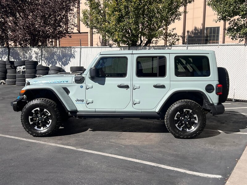 Used 2024 Jeep Wrangler Unlimited Rubicon 4xe AWD/4WD image 4