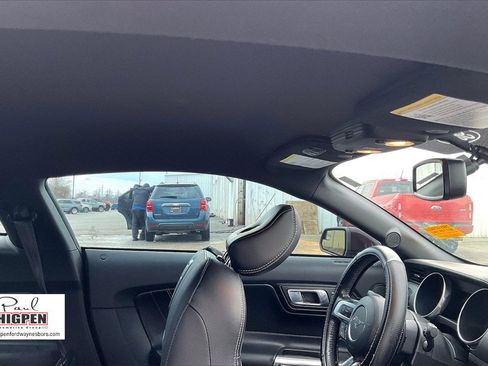 Used 2018 Ford Mustang GT Premium image 21