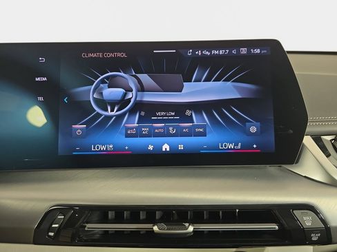 New 2026 BMW X1 xDrive28i w/ Convenience Package AWD/4WD image 24