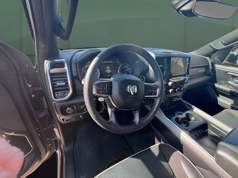 Used 2024 RAM 1500 Laramie image 9
