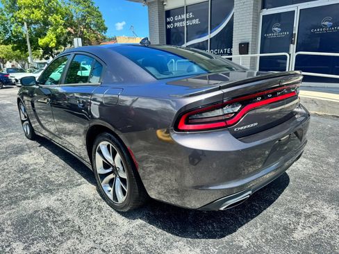 Used 2015 Dodge Charger R/T RWD image 5