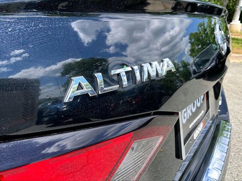 Used 2021 Nissan Altima 2.5 Platinum AWD/4WD image 31