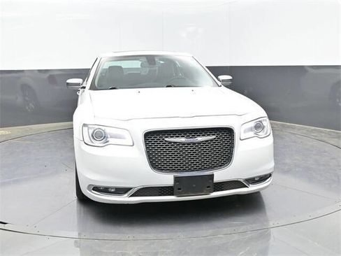 Used 2020 Chrysler 300 Limited image 22