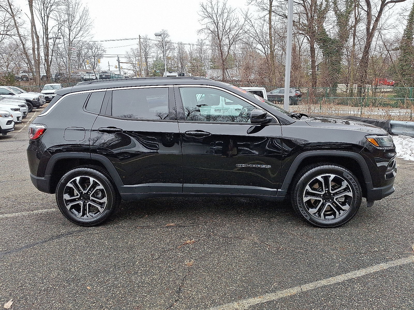 Certified 2023 Jeep Compass Limited AWD/4WD image 8