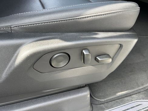 Used 2022 GMC Sierra 1500 SLT w/ SLT Premium Plus Package image 52