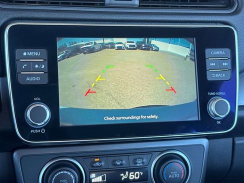 Used 2022 Nissan Leaf S FWD image 17