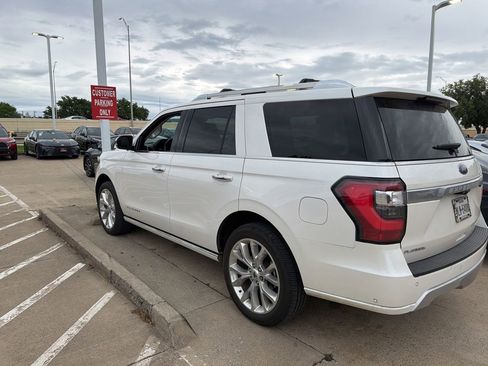 Used 2019 Ford Expedition Platinum AWD/4WD image 5