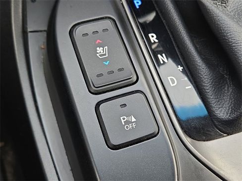 Used 2019 Hyundai Santa Fe XL image 18