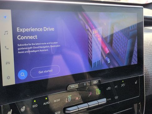 Used 2024 Toyota bZ4X XLE w/ Weather Package image 16