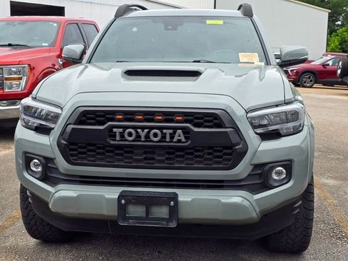 Used 2023 Toyota Tacoma TRD Sport w/ TRD Premium Sport Package RWD image 2