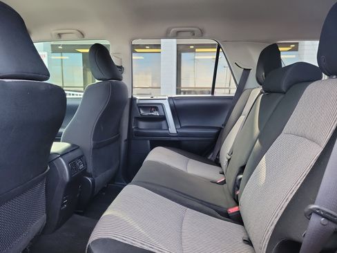 Used 2018 Toyota 4Runner SR5 image 11