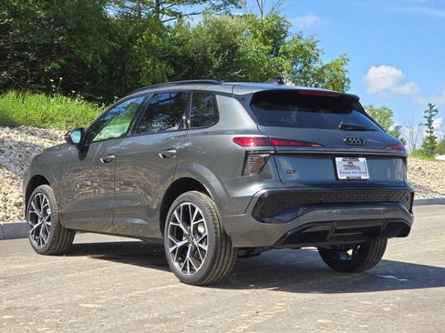 New 2026 Audi Q3 quattro 2.0T AWD/4WD image 4
