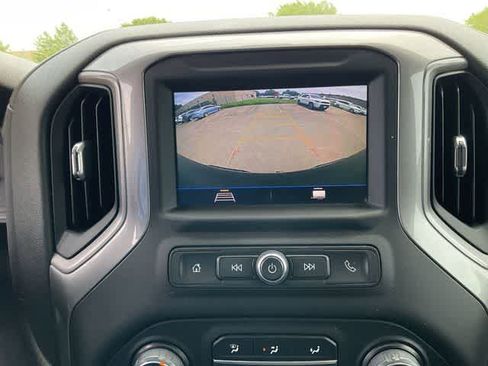 Used 2022 Chevrolet Silverado 1500 Custom Trail Boss AWD/4WD image 22