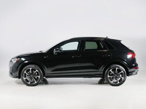 Certified 2025 Audi Q3 2.0T Premium Plus w/ Premium Plus Package AWD/4WD image 2