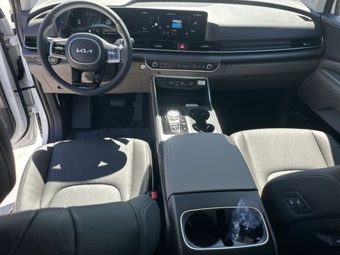 New 2026 Kia Carnival EX FWD image 12