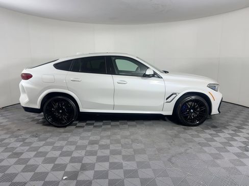 Used 2023 BMW X6 M image 9