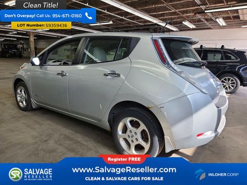 Used 2012 Nissan Leaf SL w/ Protection Pkg FWD image 3