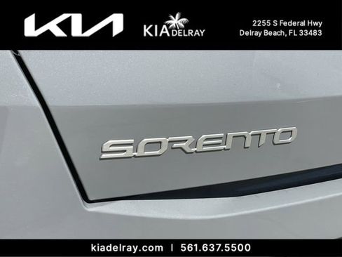 New 2026 Kia Sorento S image 8