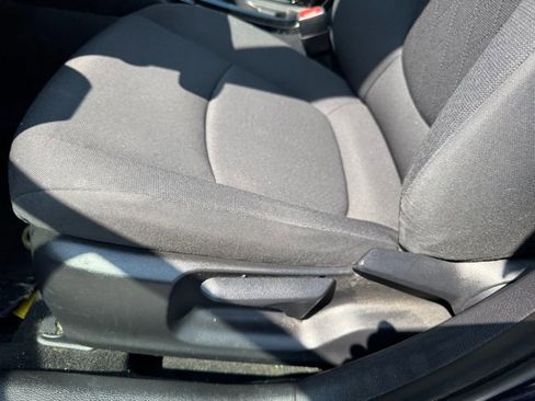 Certified 2022 Toyota Corolla LE image 22