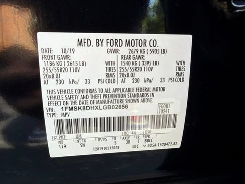 Used 2020 Ford Explorer XLT w/ Equipment Group 202A AWD/4WD image 35
