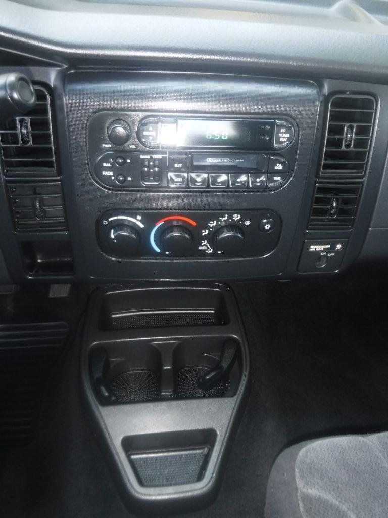 Used 2001 Dodge Dakota 2WD Club Cab image 33