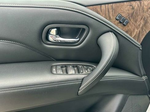 Used 2023 INFINITI QX80 Premium Select w/ Cargo Package image 13