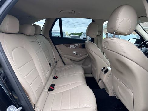Used 2018 Mercedes-Benz GLC 300 image 19