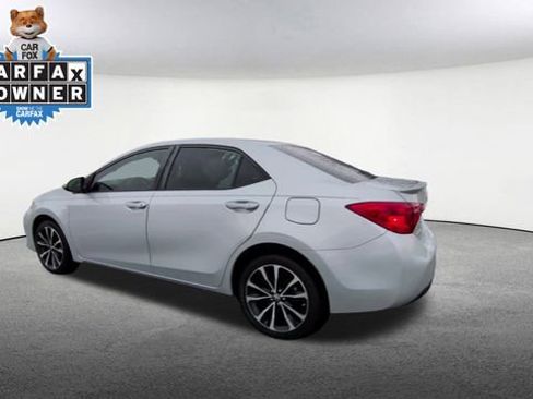 Used 2019 Toyota Corolla L image 6