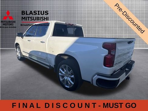 Used 2023 Chevrolet Silverado 1500 High Country w/ High Country Premium Package AWD/4WD image 6
