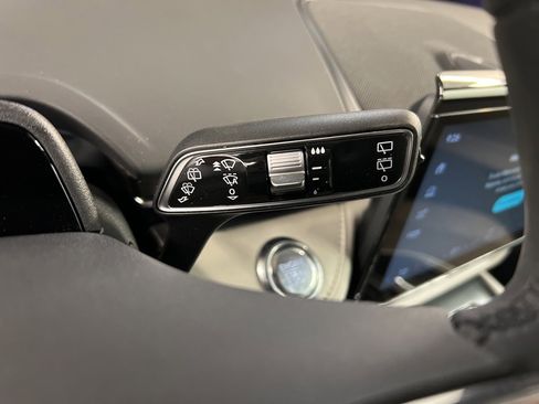 New 2026 Lincoln Nautilus Premier image 22