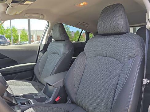 Used 2024 Subaru Crosstrek 2.0i Premium image 15