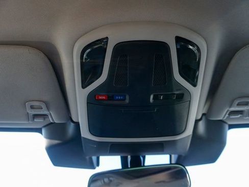 Used 2023 Subaru Outback Premium image 22