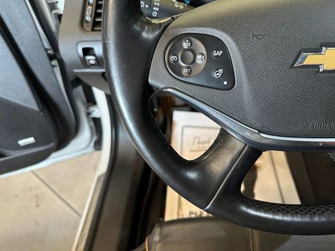 Used 2019 Chevrolet Impala Premier w/ Premier Confidence Package FWD image 11