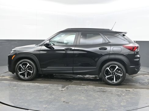 Used 2022 Chevrolet TrailBlazer RS w/ Sun and Liftgate Package image 5