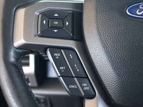 Used 2019 Ford Expedition Max Platinum RWD image 24