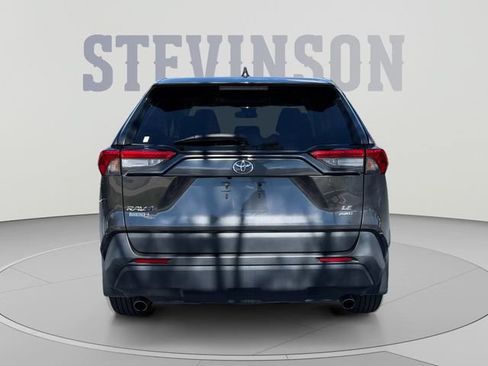 Used 2023 Toyota RAV4 LE AWD/4WD image 4